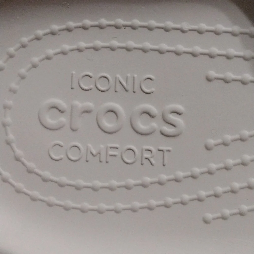 Crocs Classic Platform Slide Sandals Open Toe Lightweight Comfort US 8 Casual